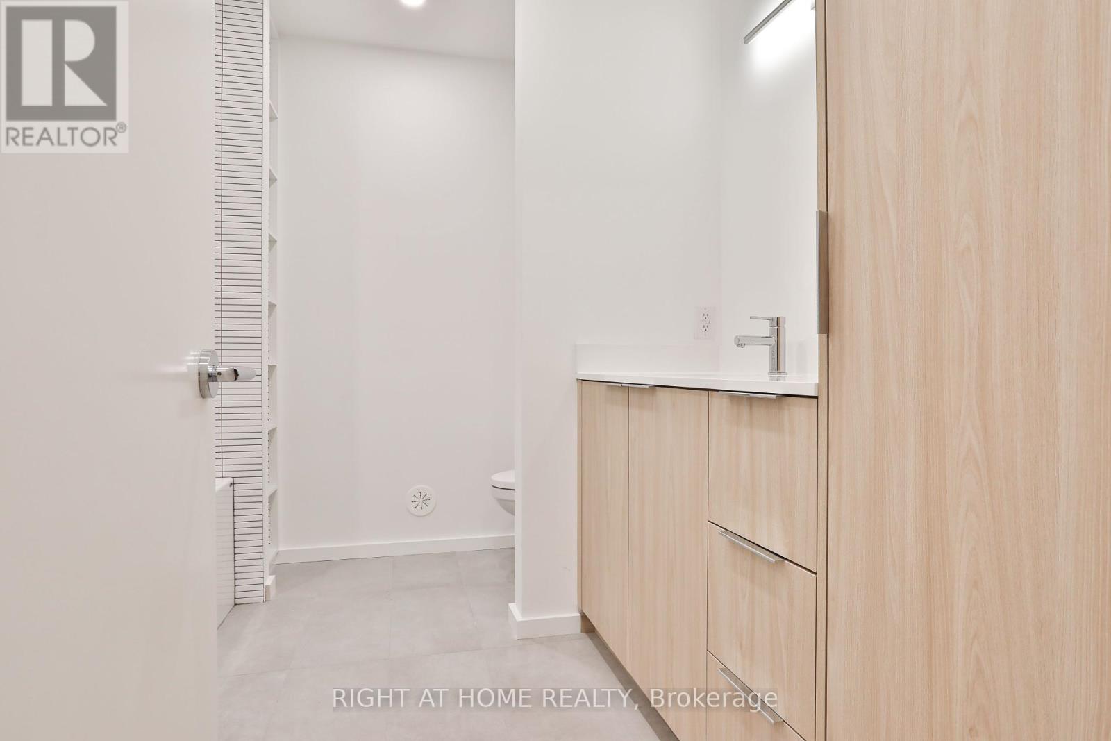 2 - 68 Foxley Street, Toronto, Ontario  M6J 1R2 - Photo 9 - C12459596
