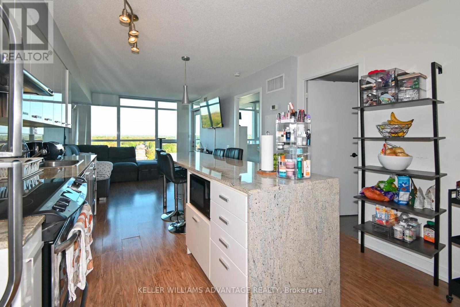 1208 - 15 Singer Court, Toronto, Ontario  M2K 0B1 - Photo 6 - C12459615