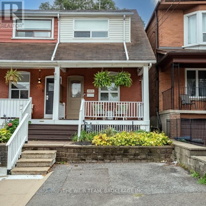 107 BARKER AVENUE, Toronto, Ontario