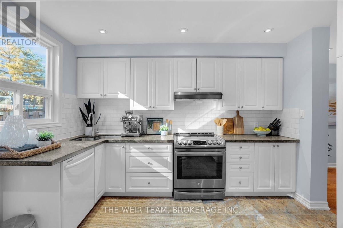 107 Barker Avenue, Toronto, Ontario  M4C 2N8 - Photo 8 - E12459594