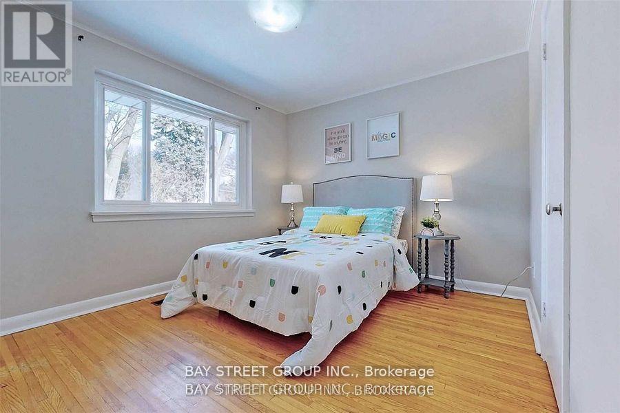 Upper Level - 15 Charlemont Crescent, Toronto, Ontario  M1T 1M3 - Photo 3 - E12459639