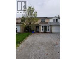 317 SOMERSET CRESCENT, Sarnia, Ontario