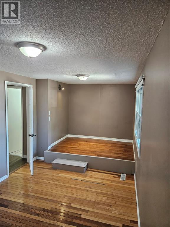317 Somerset Crescent, Sarnia, Ontario  N7S 4E8 - Photo 12 - 25025948