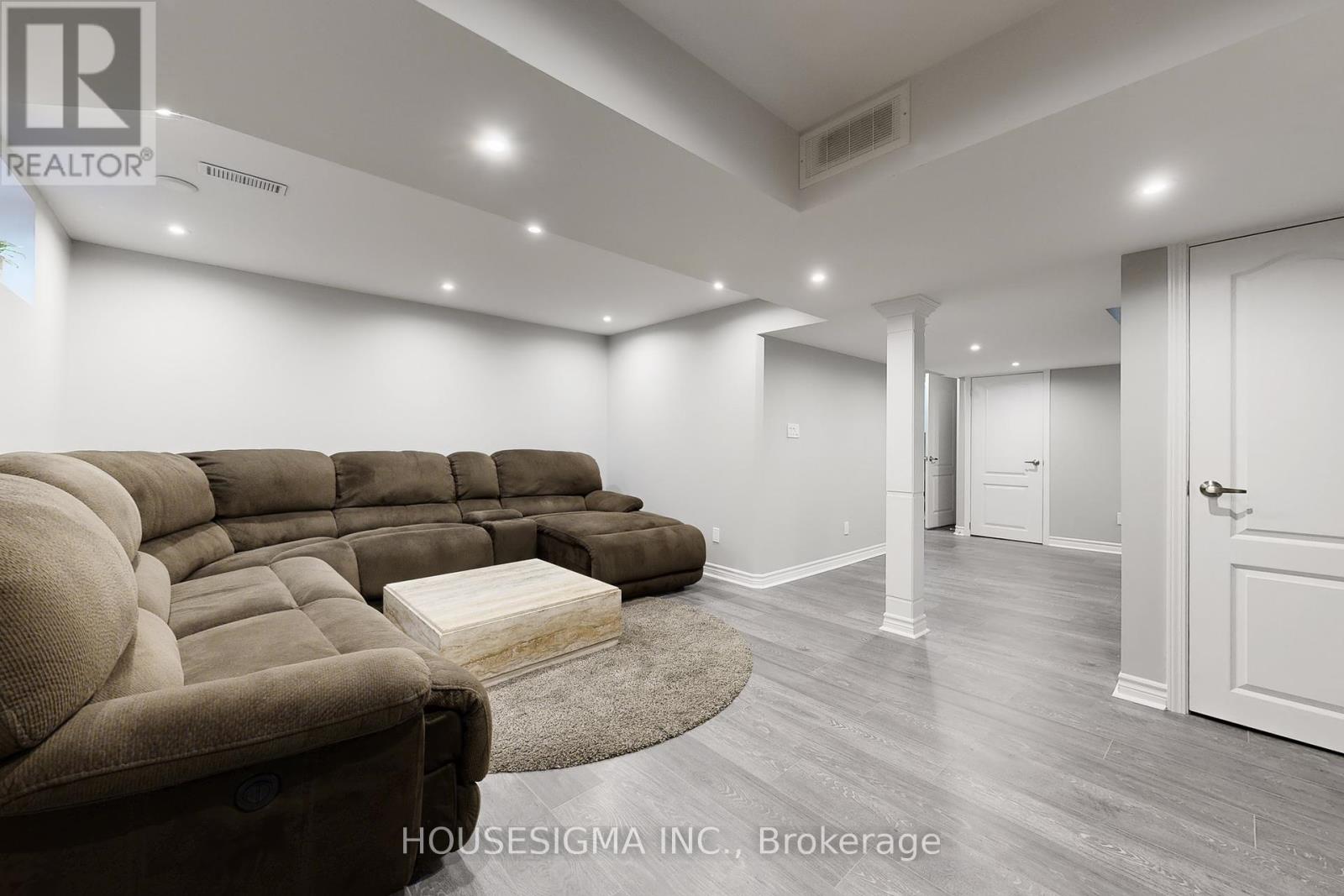 54 Oakmount Crescent, Vaughan, Ontario  L4K 2C3 - Photo 28 - N12459587