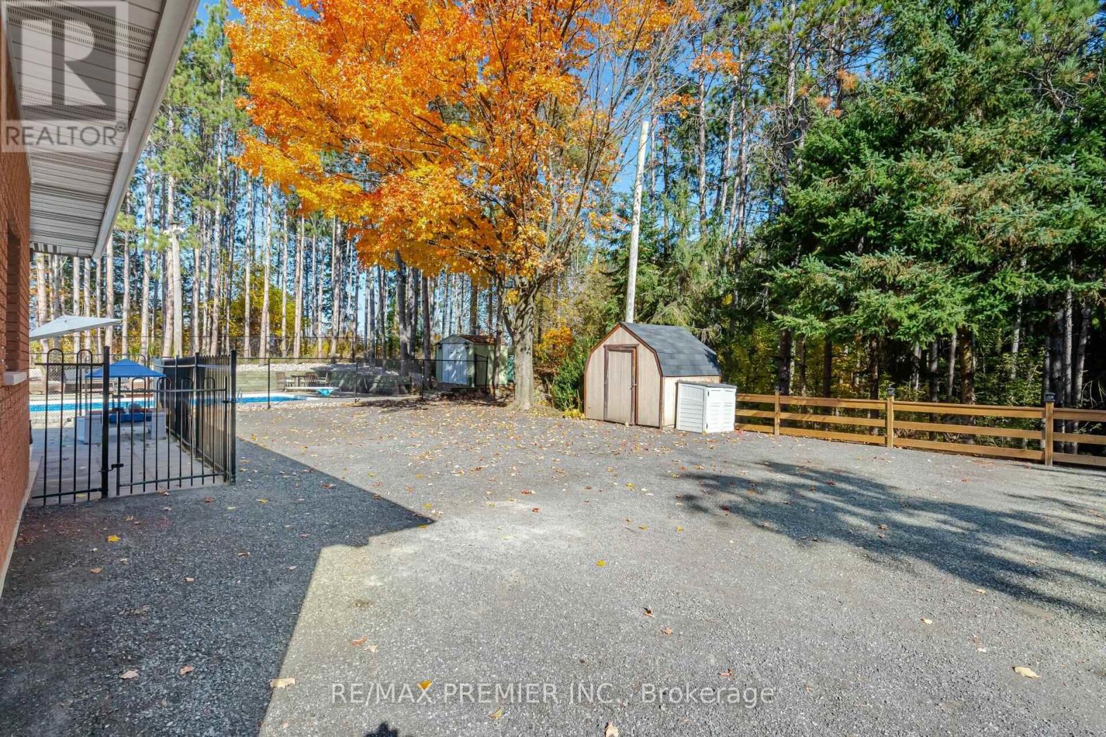 4904 10th Side Road, Essa, Ontario  L0L 2N0 - Photo 36 - N12459628