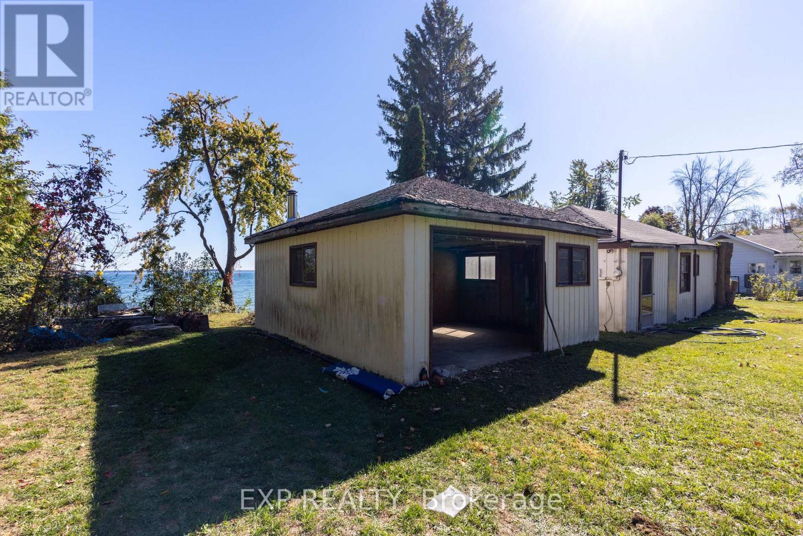 255 Moon Point Drive, Oro-Medonte, Ontario  L3V 0R8 - Photo 13 - S12459607