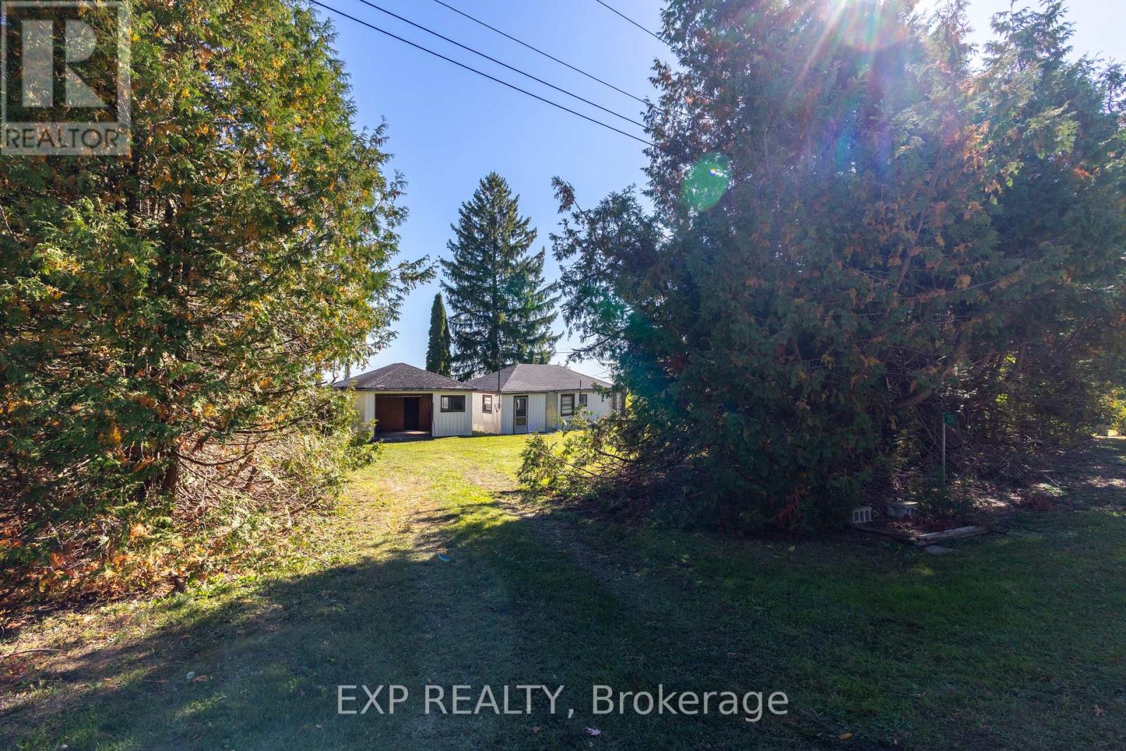 255 Moon Point Drive, Oro-Medonte, Ontario  L3V 0R8 - Photo 5 - S12459607