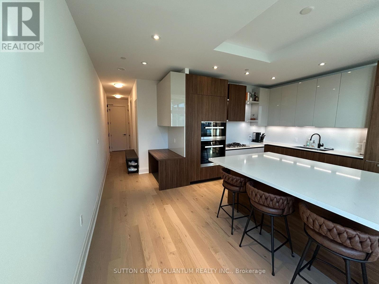 504 - 55 Port Street E, Mississauga, Ontario  L5G 4P3 - Photo 11 - W12433247