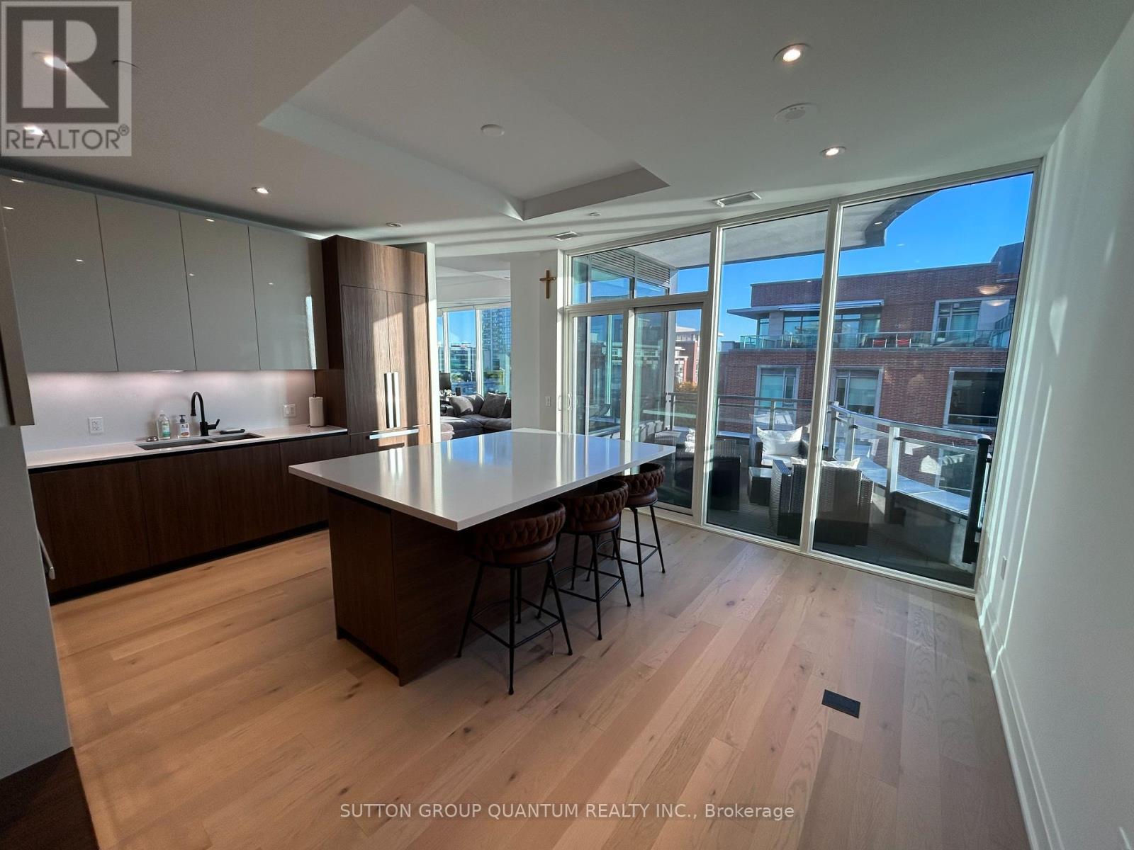 504 - 55 Port Street E, Mississauga, Ontario  L5G 4P3 - Photo 9 - W12433247