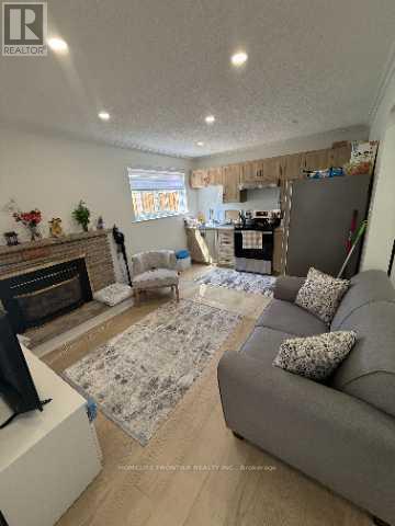 Main Floor - 759 Bloor Street, Mississauga, Ontario  L3Y 2M7 - Photo 16 - W12452855