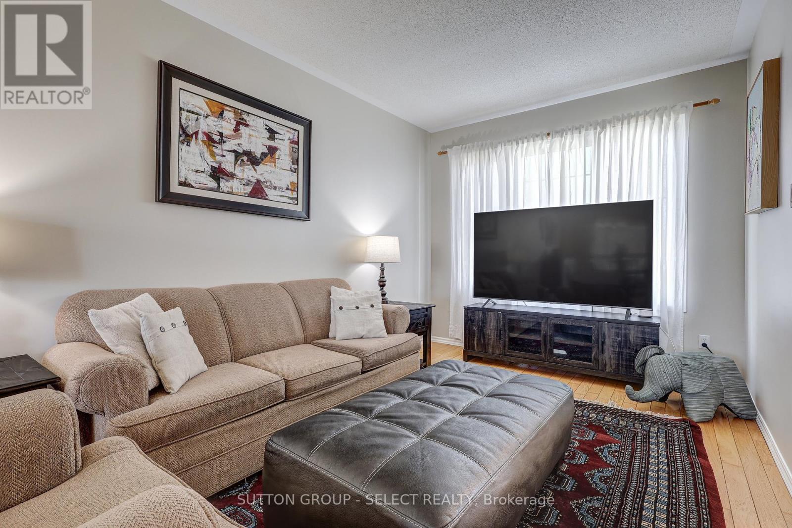 14 Ponsford Place, St. Thomas, Ontario  N5P 4J2 - Photo 3 - X12316829