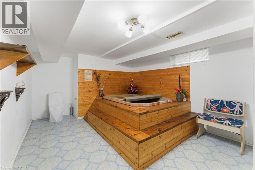 2 Morningstar Court, Hamilton, Ontario  L8W 3E1 - Photo 33 - 40778663
