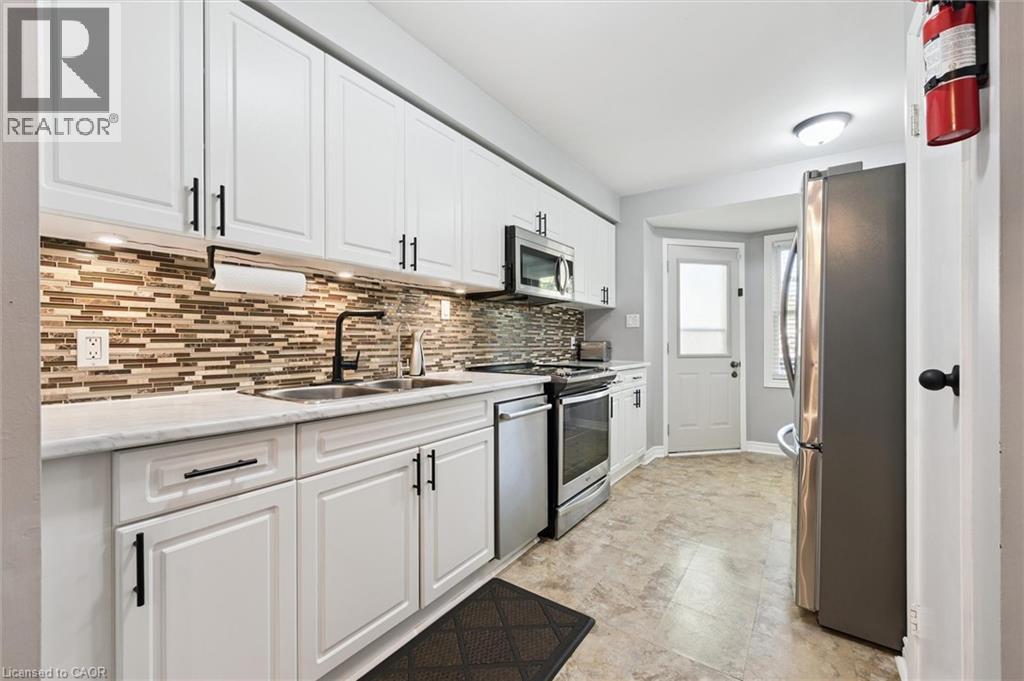 10 Holborn Court Unit# 22, Kitchener, Ontario  N2A 3Y9 - Photo 18 - 40778636