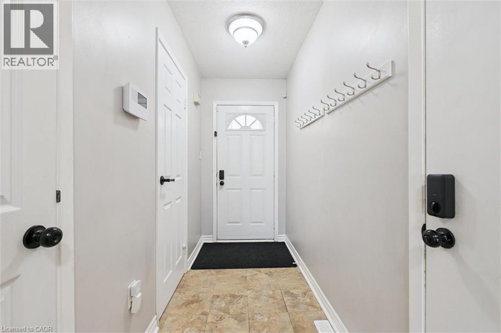 10 Holborn Court Unit# 22, Kitchener, Ontario  N2A 3Y9 - Photo 5 - 40778636