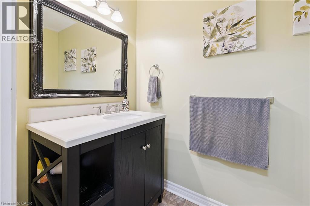 10 Holborn Court Unit# 22, Kitchener, Ontario  N2A 3Y9 - Photo 7 - 40778636
