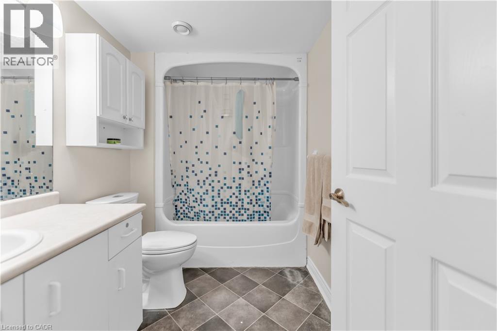2010 Cleaver Avenue Unit# 207, Burlington, Ontario  L7M 4C1 - Photo 12 - 40778137