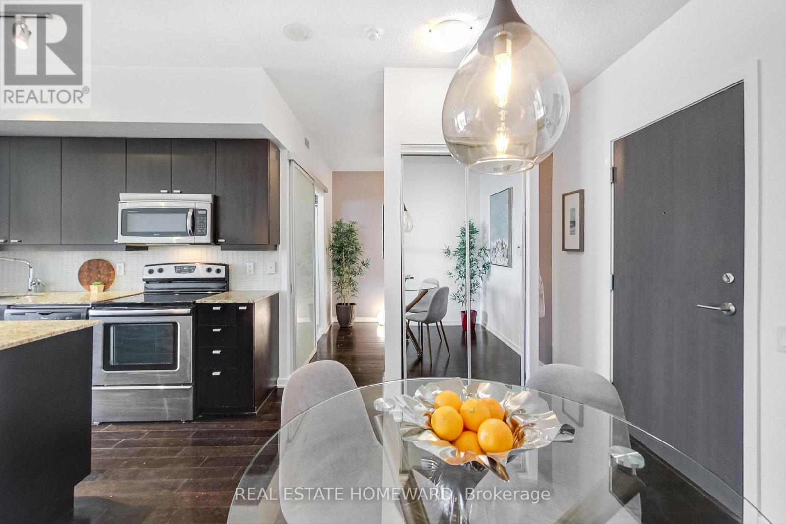 2302 - 103 The Queensway Avenue, Toronto, Ontario  M6S 5B3 - Photo 13 - W12459593