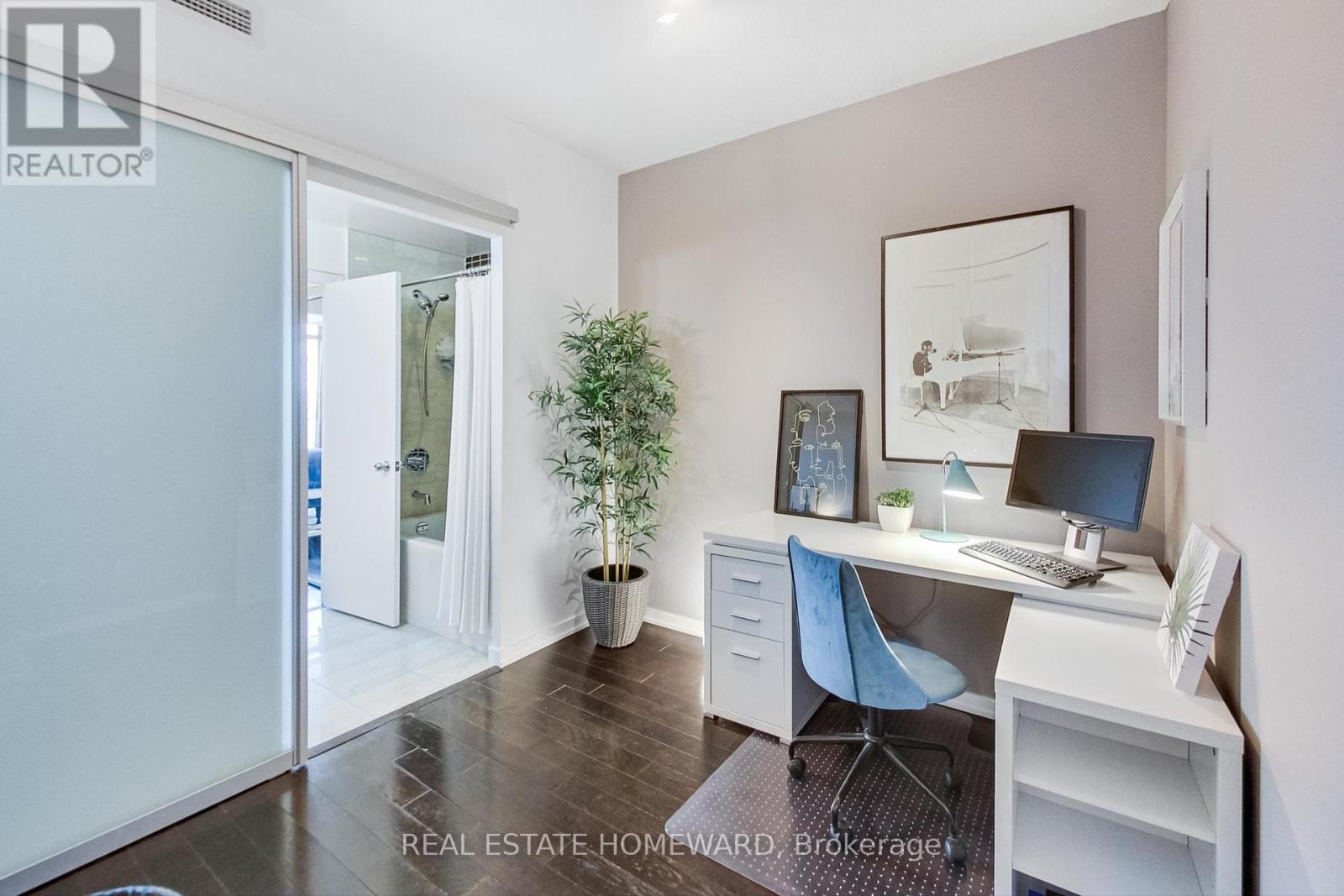 2302 - 103 The Queensway Avenue, Toronto, Ontario  M6S 5B3 - Photo 17 - W12459593
