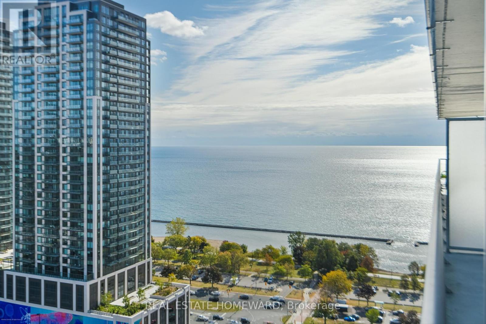 2302 - 103 The Queensway Avenue, Toronto, Ontario  M6S 5B3 - Photo 32 - W12459593