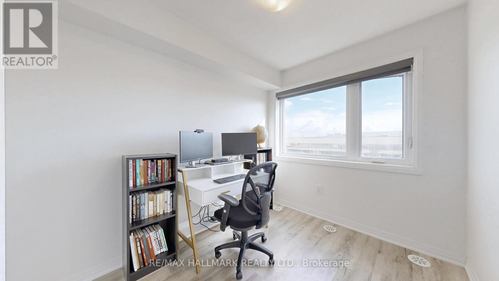 8 - 171 William Duncan Road, Toronto, Ontario  M3K 0B8 - Photo 13 - W12459595