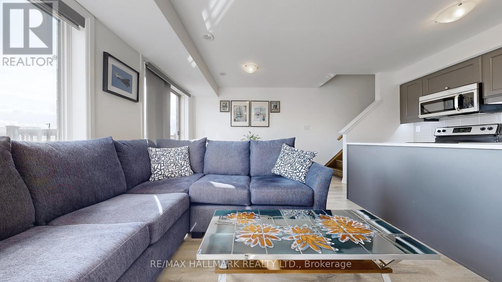 8 - 171 William Duncan Road, Toronto, Ontario  M3K 0B8 - Photo 3 - W12459595