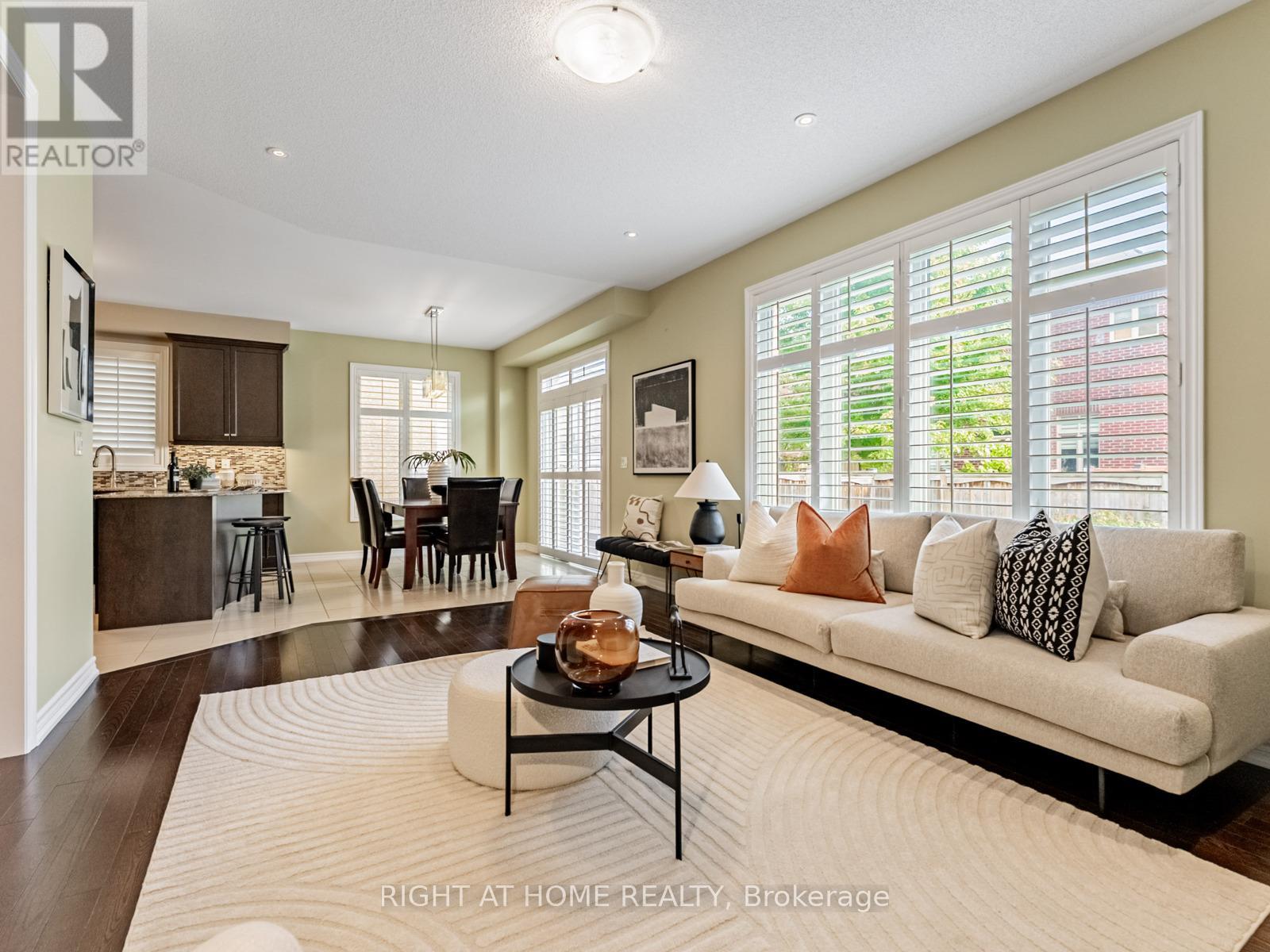 7 Mediterranean Crescent, Brampton, Ontario  L6Y 0T4 - Photo 13 - W12459618
