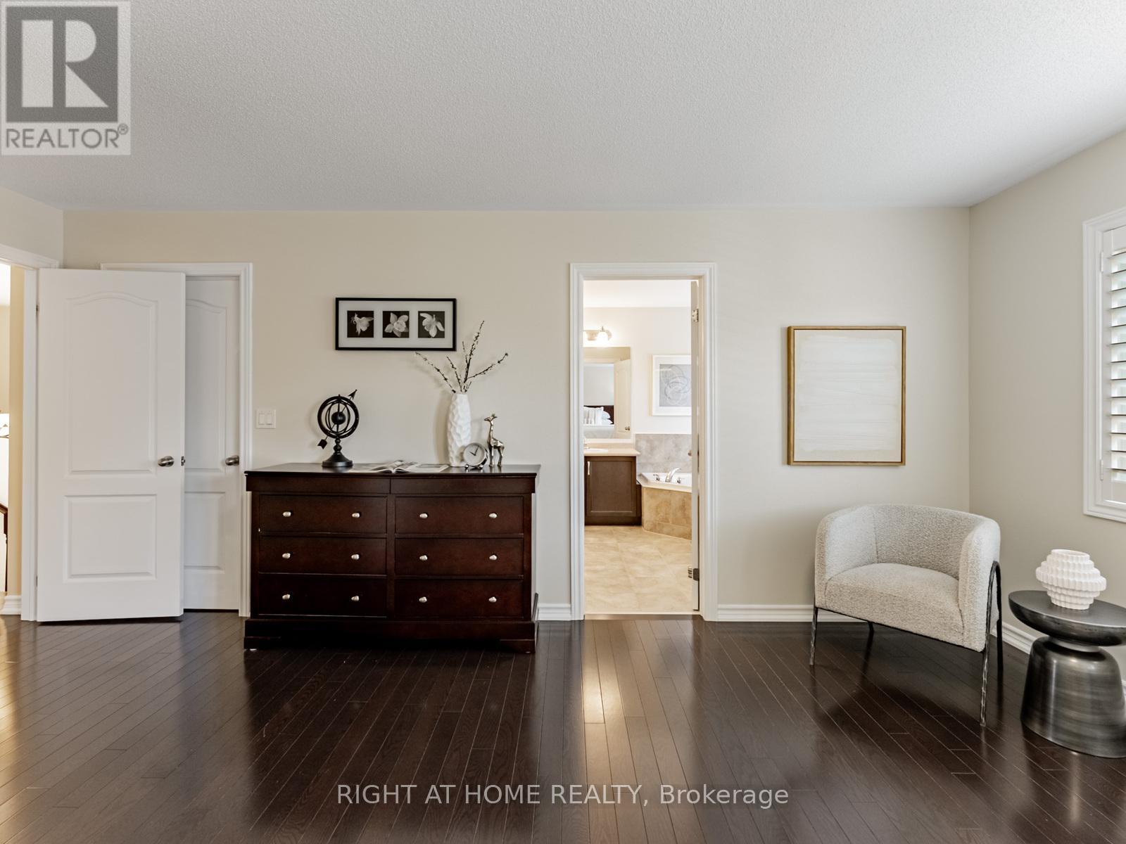 7 Mediterranean Crescent, Brampton, Ontario  L6Y 0T4 - Photo 26 - W12459618