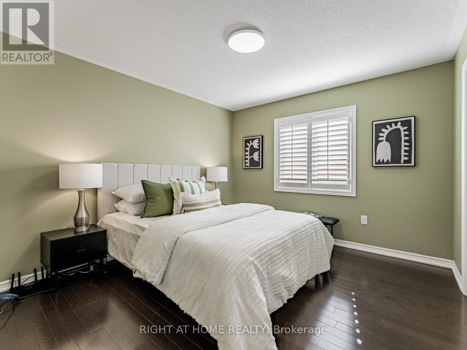 7 Mediterranean Crescent, Brampton, Ontario  L6Y 0T4 - Photo 29 - W12459618