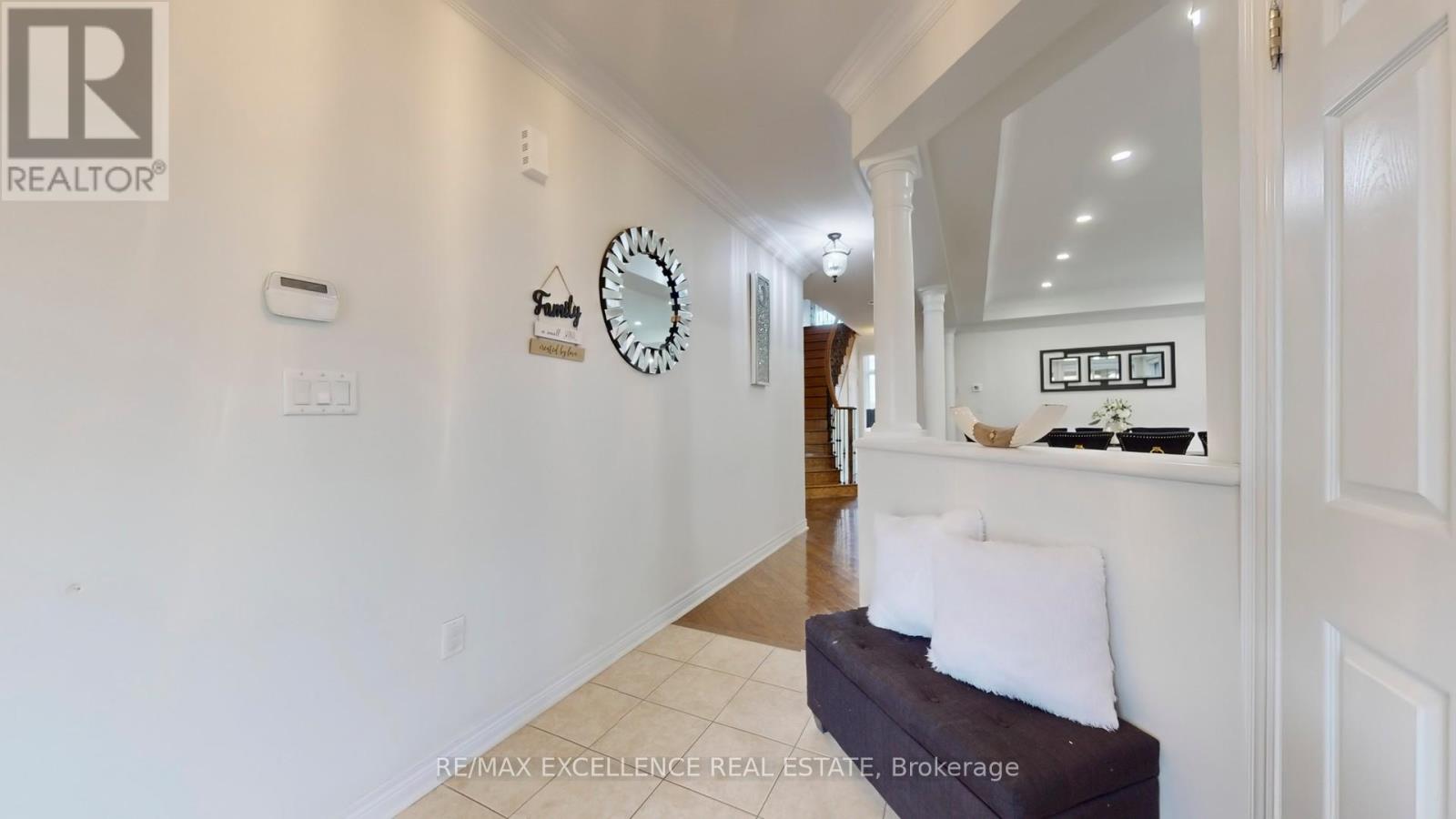 23 Larson Peak Road, Caledon, Ontario  L7C 3P7 - Photo 4 - W12459634