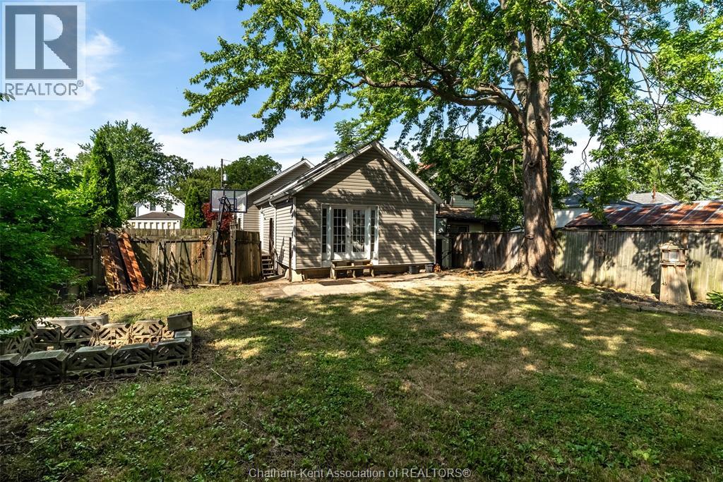 67 Pine Street, Chatham, Ontario  N7M 5G3 - Photo 4 - 25023575