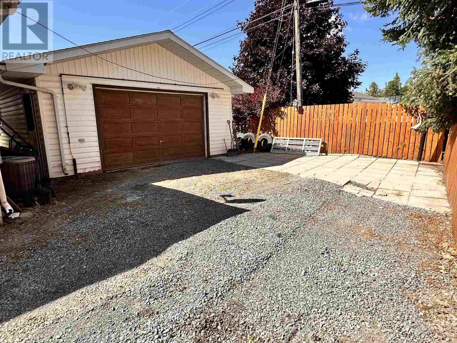 76 Mississauga Ave, Elliot Lake, Ontario  P5A 2K5 - Photo 4 - SM251985