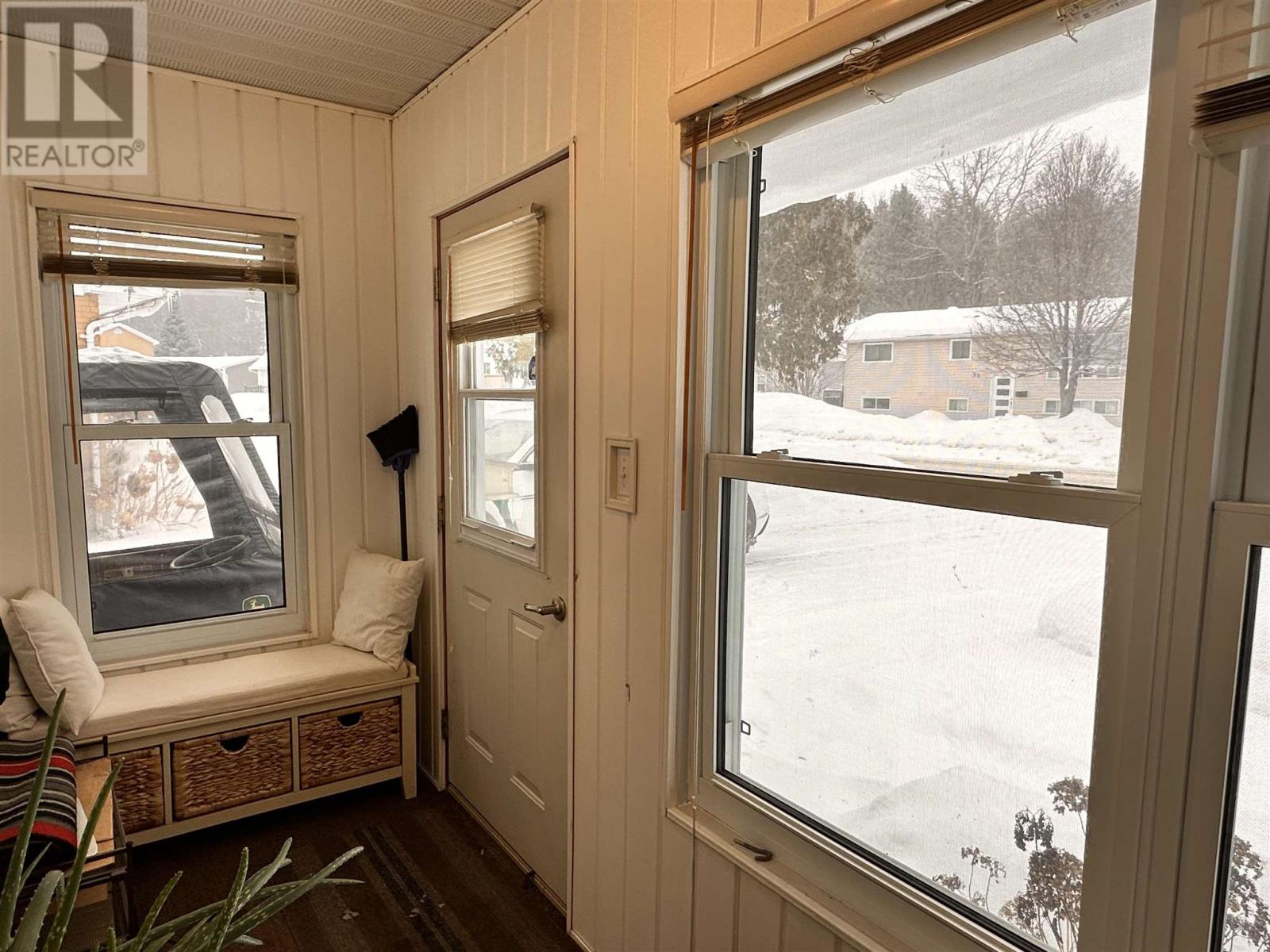 76 Mississauga Ave, Elliot Lake, Ontario  P5A 2K5 - Photo 5 - SM251985