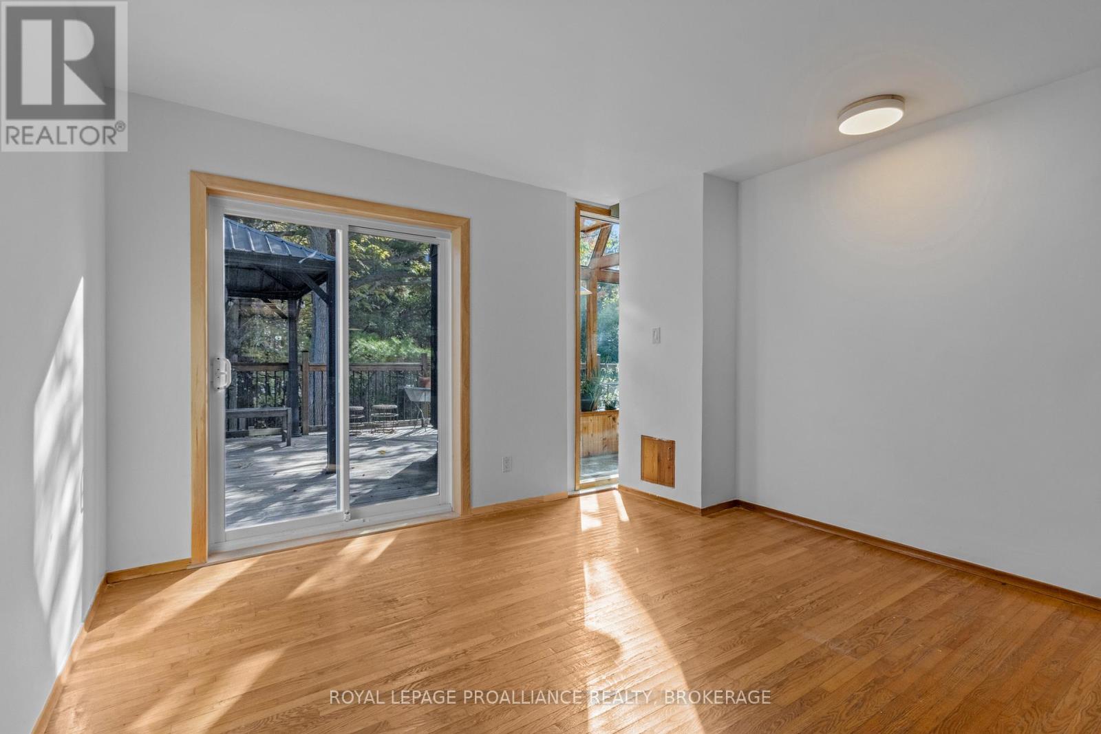 2336 Battersea Road, Kingston, Ontario  K0H 1S0 - Photo 11 - X12459668