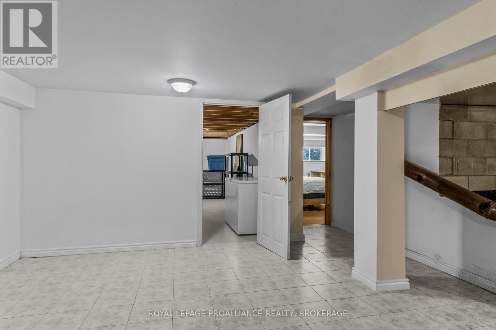 2336 Battersea Road, Kingston, Ontario  K0H 1S0 - Photo 35 - X12459668