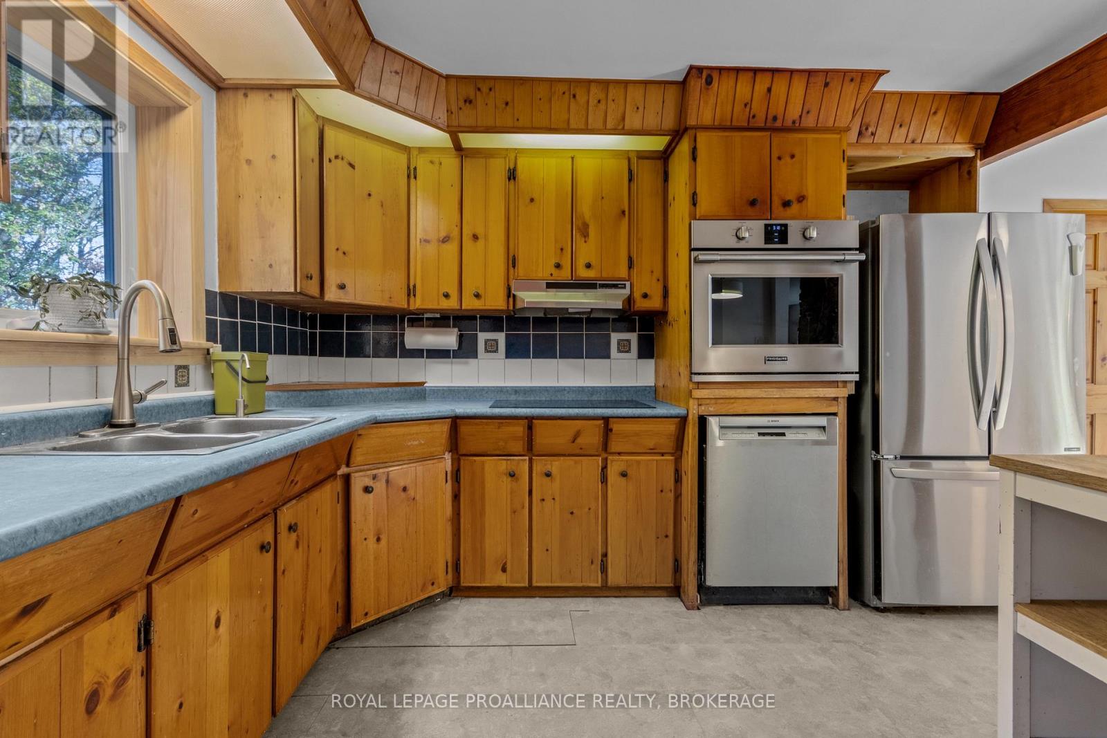 2336 Battersea Road, Kingston, Ontario  K0H 1S0 - Photo 8 - X12459668