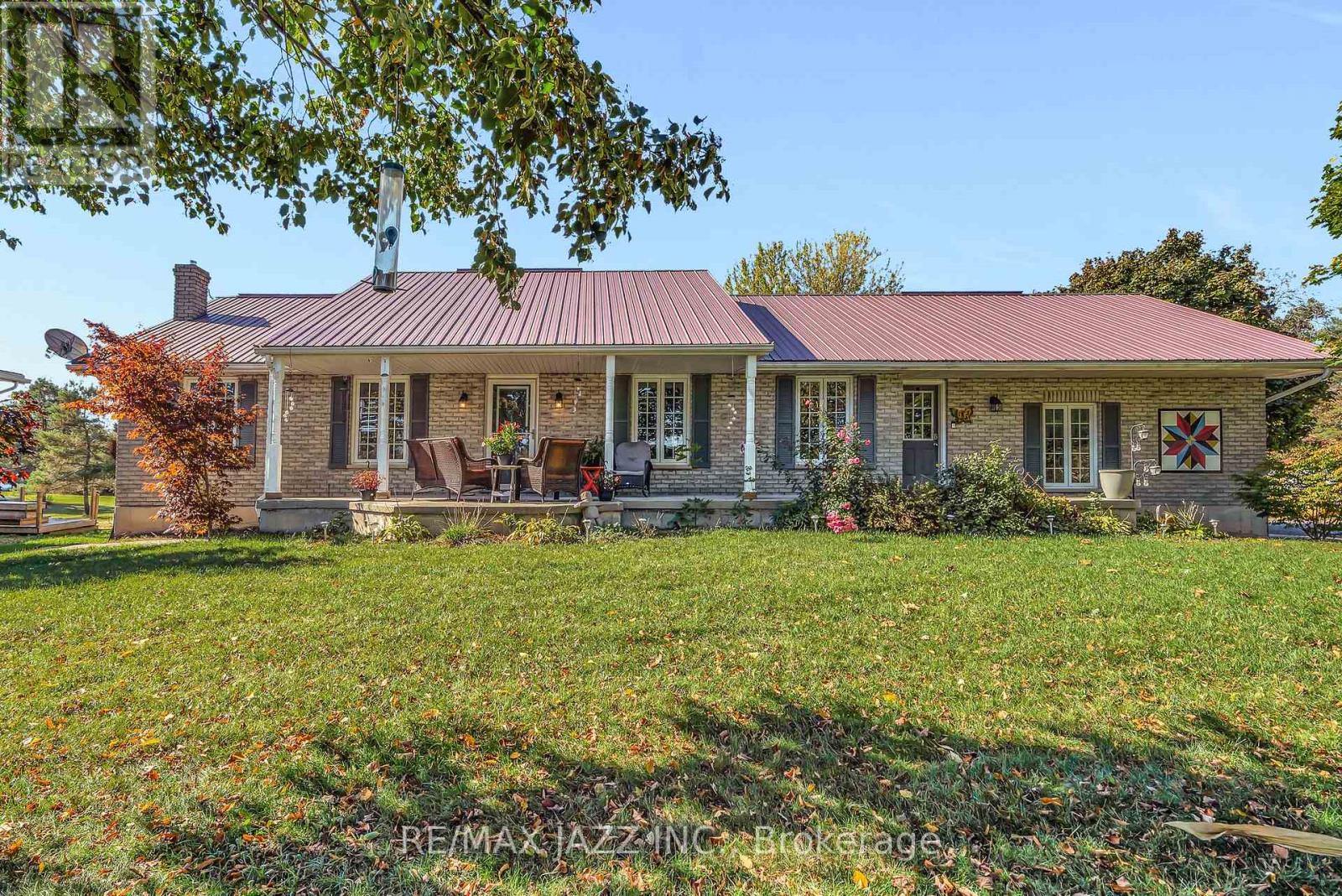 325 County Rd 30 Road, Prince Edward County (Hallowell Ward), Ontario  K0K 1G0 - Photo 1 - X12459713