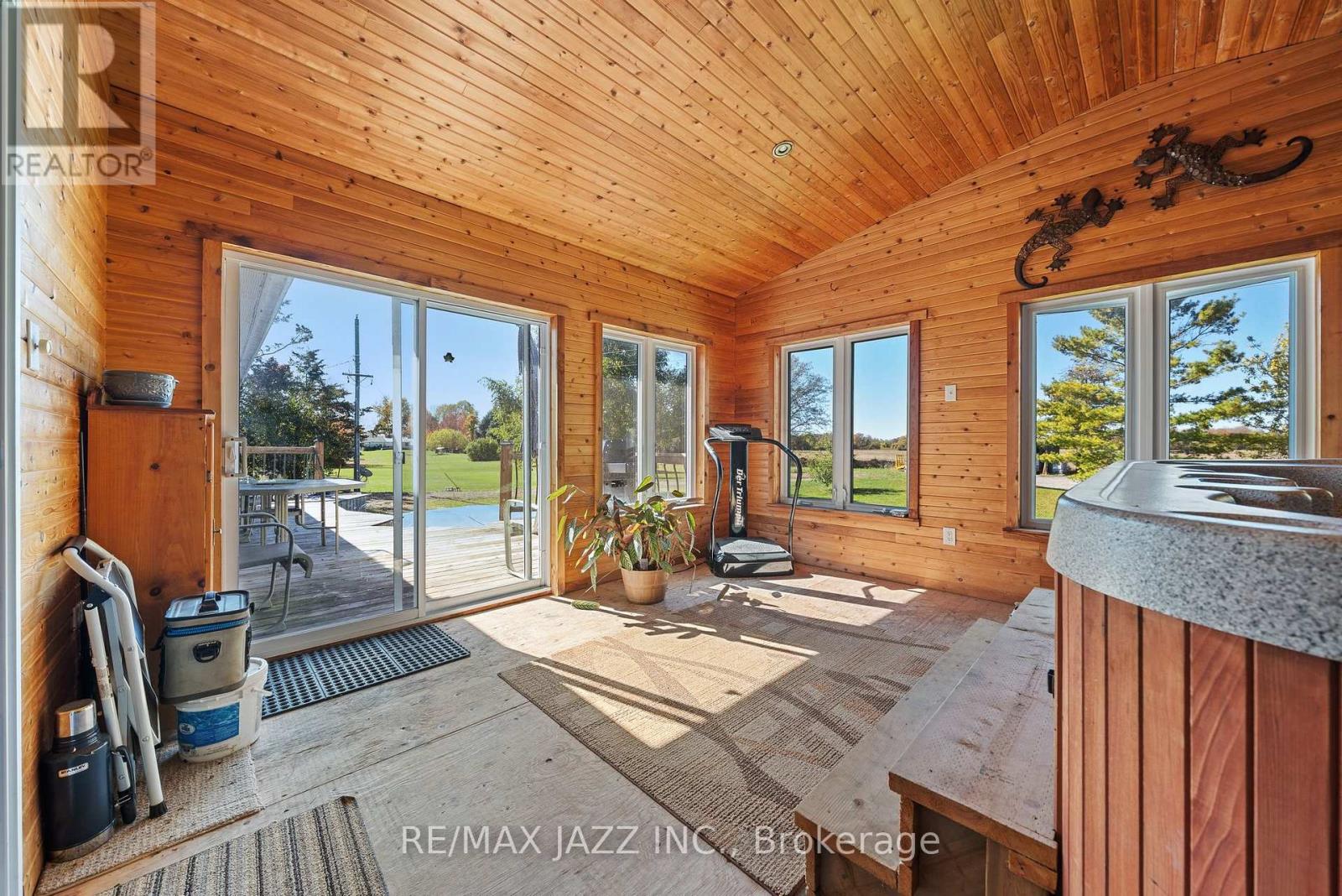 325 County Rd 30 Road, Prince Edward County (Hallowell Ward), Ontario  K0K 1G0 - Photo 16 - X12459713