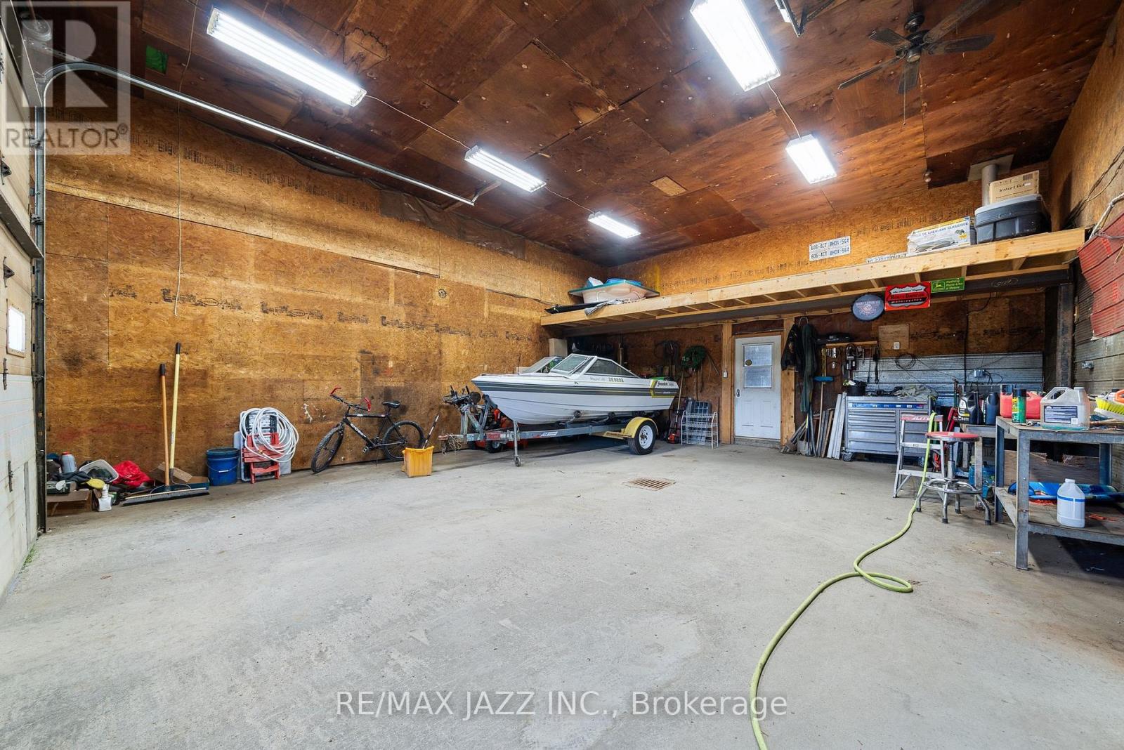 325 County Rd 30 Road, Prince Edward County (Hallowell Ward), Ontario  K0K 1G0 - Photo 35 - X12459713
