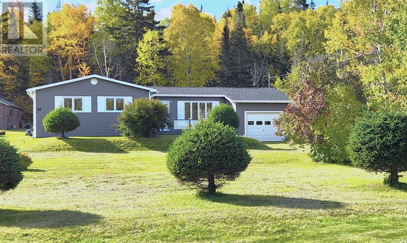 22 Main Street, Pasadena, Newfoundland & Labrador
