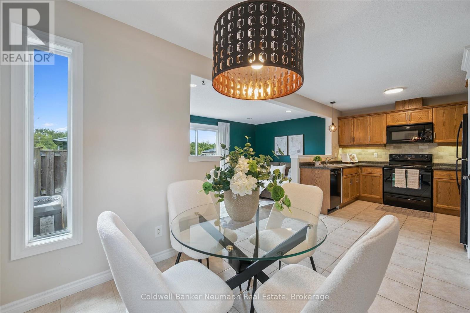 320 Severn Drive, Guelph, Ontario  N1E 0E9 - Photo 13 - X12459715