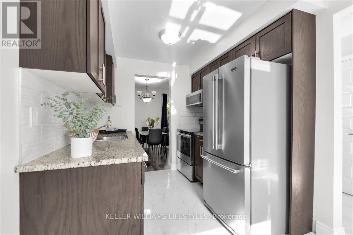 661 Ladybrook Crescent, London South, Ontario  N6J 2C4 - Photo 16 - X12459694