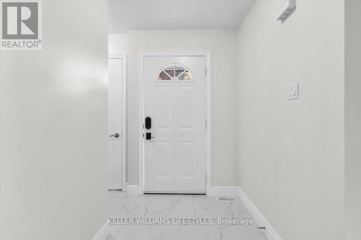 661 Ladybrook Crescent, London South, Ontario  N6J 2C4 - Photo 34 - X12459694