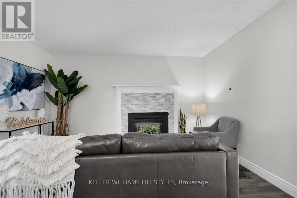 661 Ladybrook Crescent, London South, Ontario  N6J 2C4 - Photo 6 - X12459694