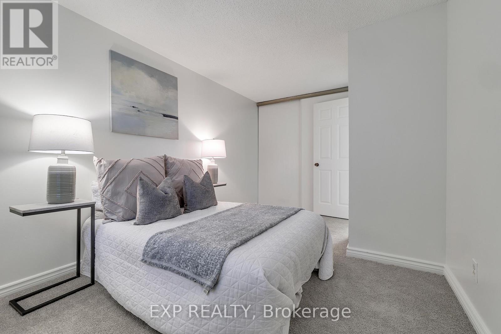 340 Driftwood Drive, Kitchener, Ontario  N2N 1Y7 - Photo 19 - X12459592