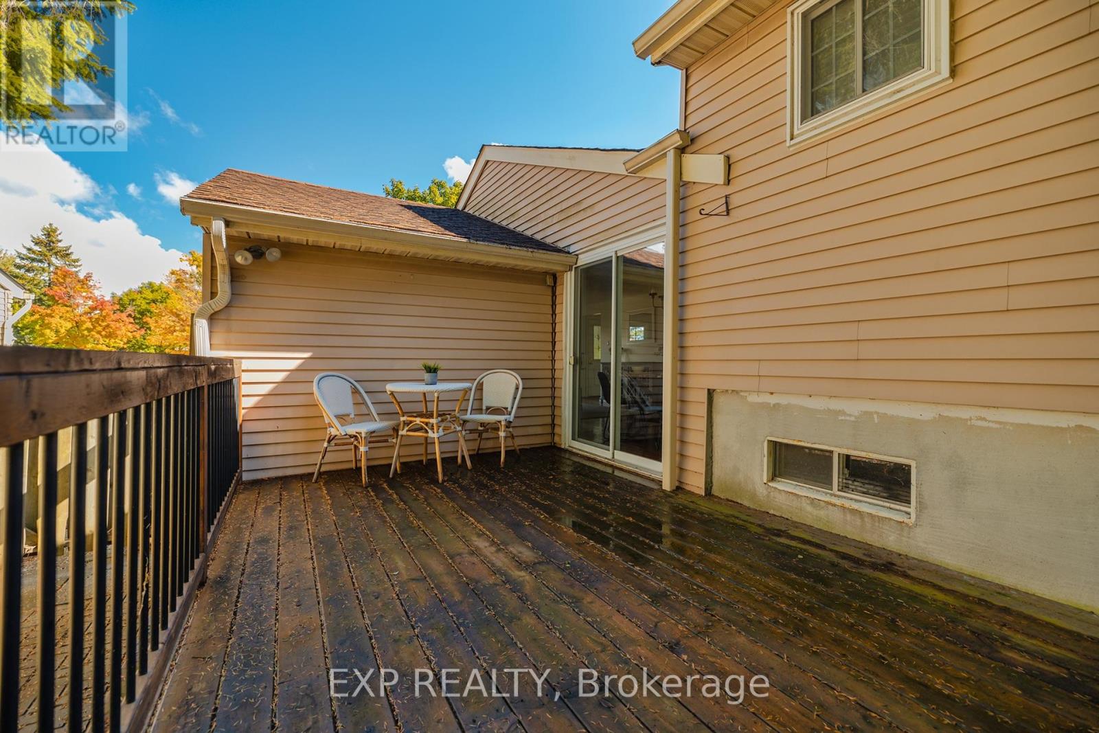340 Driftwood Drive, Kitchener, Ontario  N2N 1Y7 - Photo 27 - X12459592