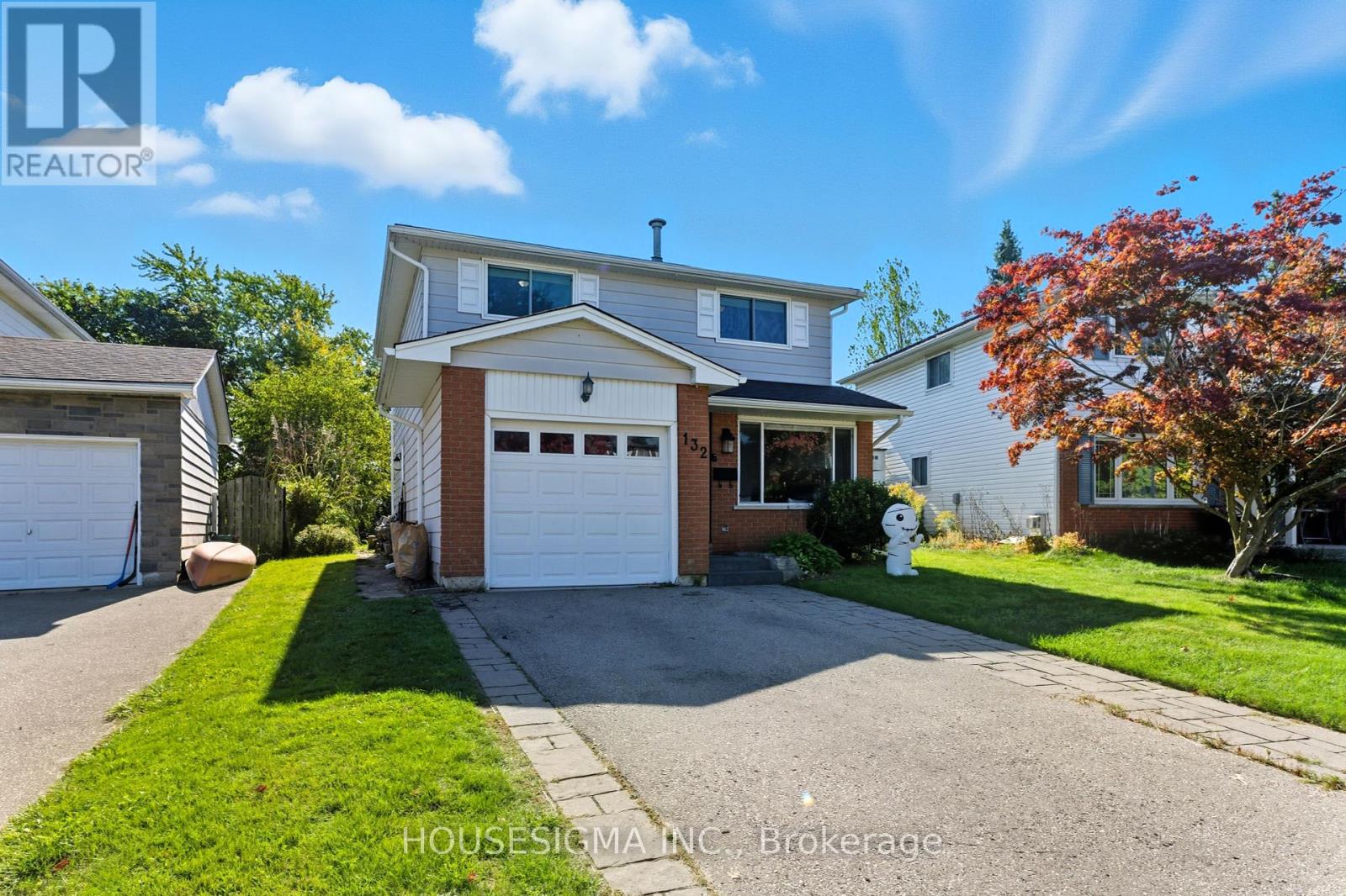 132 Forest Glen Crescent, Kitchener, Ontario  N2N 1C8 - Photo 3 - X12459640