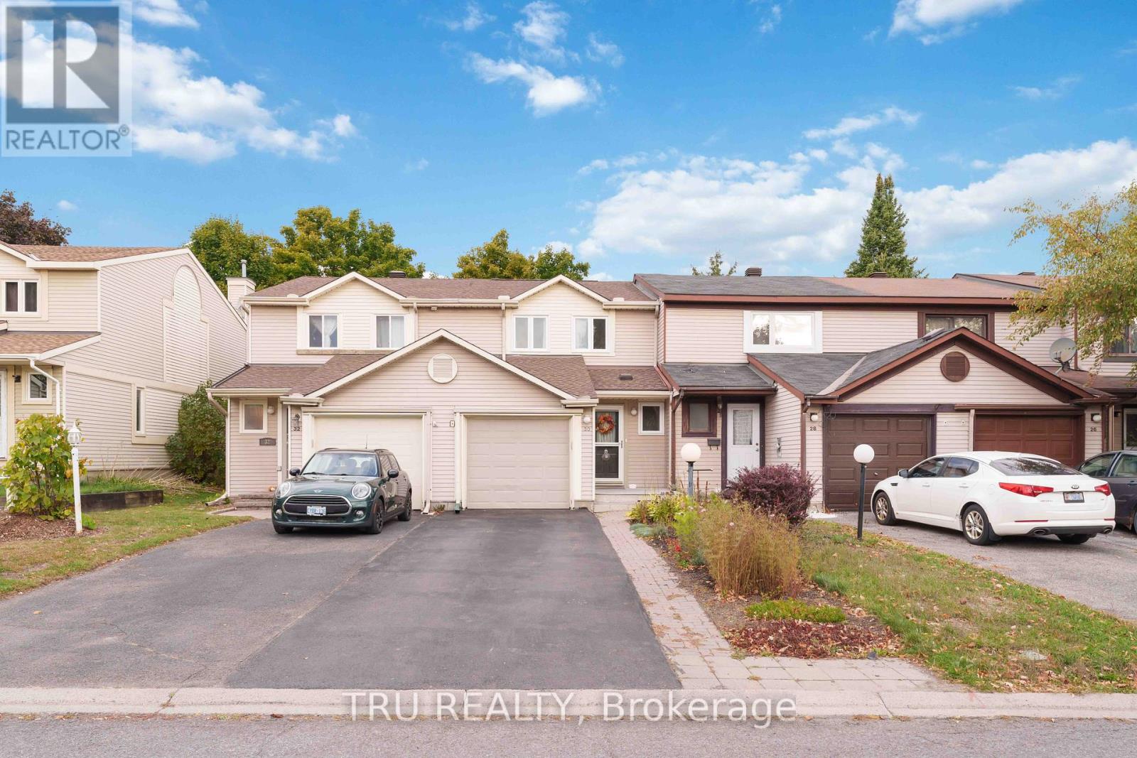 30 SHEARER CRESCENT, Ottawa, Ontario