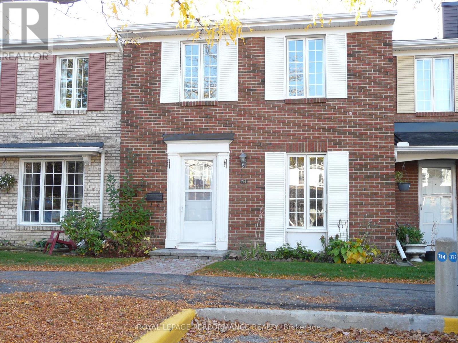 714 SHEFFORD COURT, Ottawa, Ontario