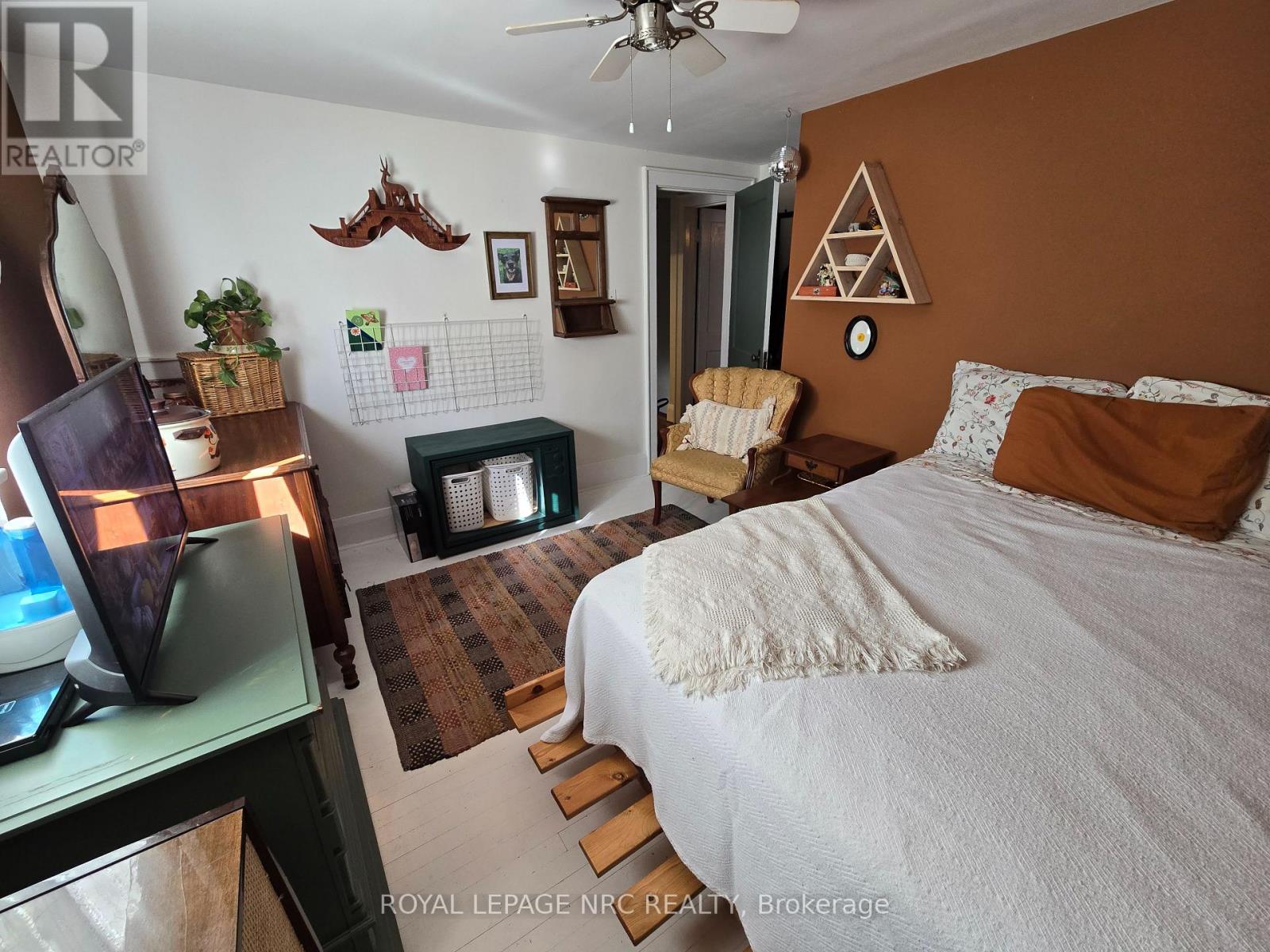 506 Southworth Street S, Welland (Lincoln/crowland), Ontario  L3B 1Z9 - Photo 10 - X12459660