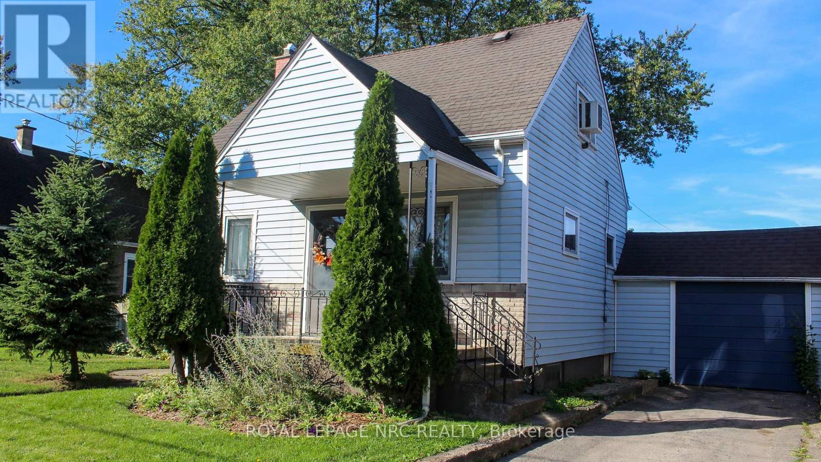 506 Southworth Street S, Welland, Ontario  L3B 1Z9 - Photo 2 - X12459660